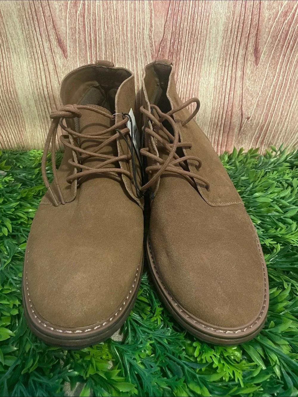 Goodfellow & Co Men's Brantley Genuine Leather Chukka Boots